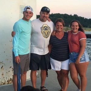 Meet your Posher, Todd